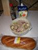Соевый соус, майонез, собсно сам салат и белый хлеб
